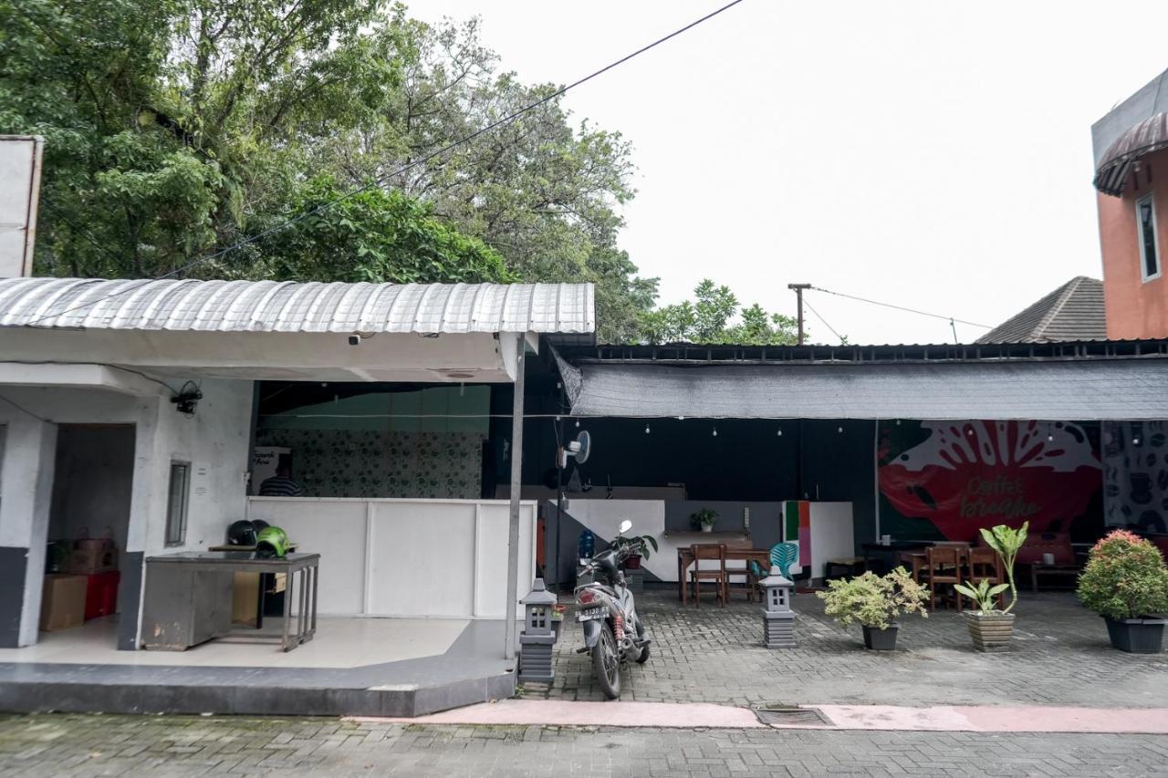 Djaboerigin Mongonsidi Guest House Redpartner Medan Dış mekan fotoğraf